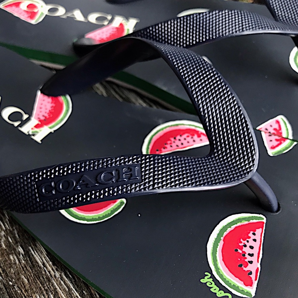 ๐ Size 10 Coach watermelon print flip flops - Picture 5 of 9